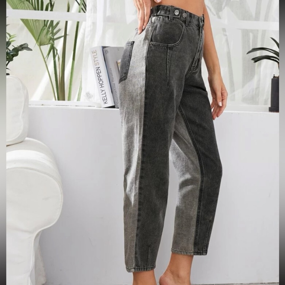 High Waisted Patch Pocket Two Toned Splice Jeans